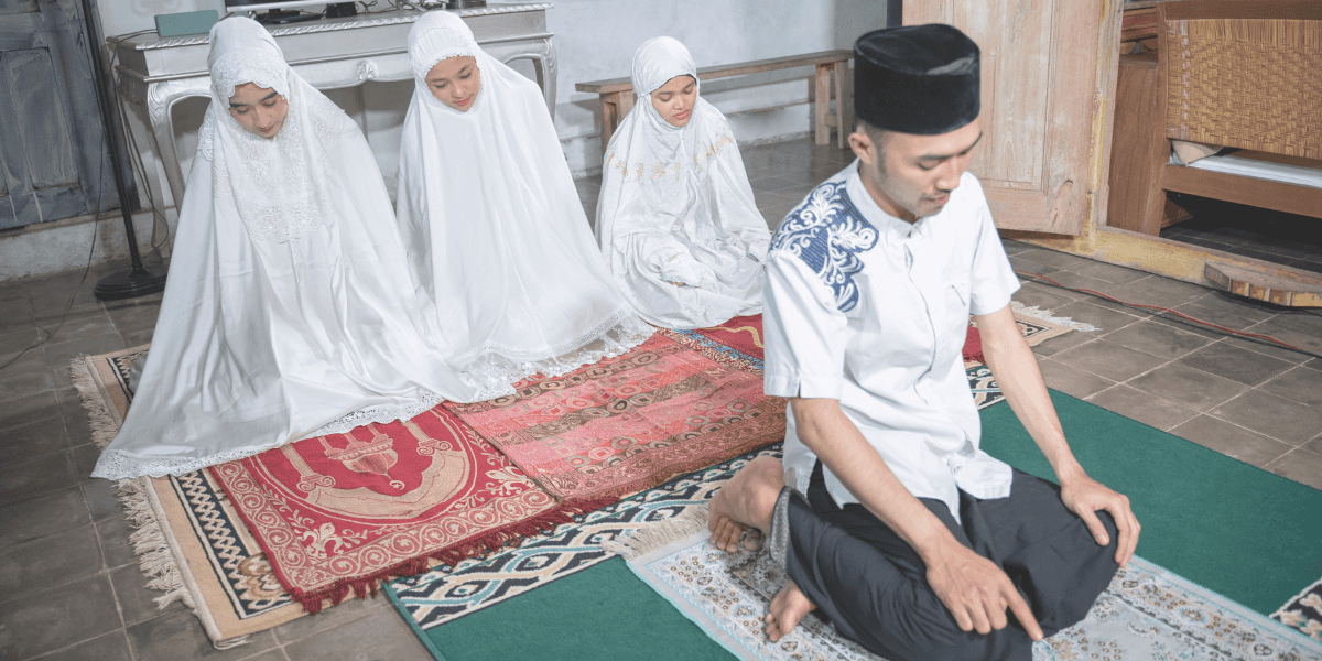 8 Kelebihan Solat Berjemaah Suami Isteri